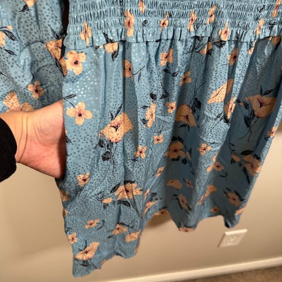 Rebecca Taylor Daniella Silk Blend Dress Size 4 Blue Floral V-Neck Feminine - Picture 8 of 10